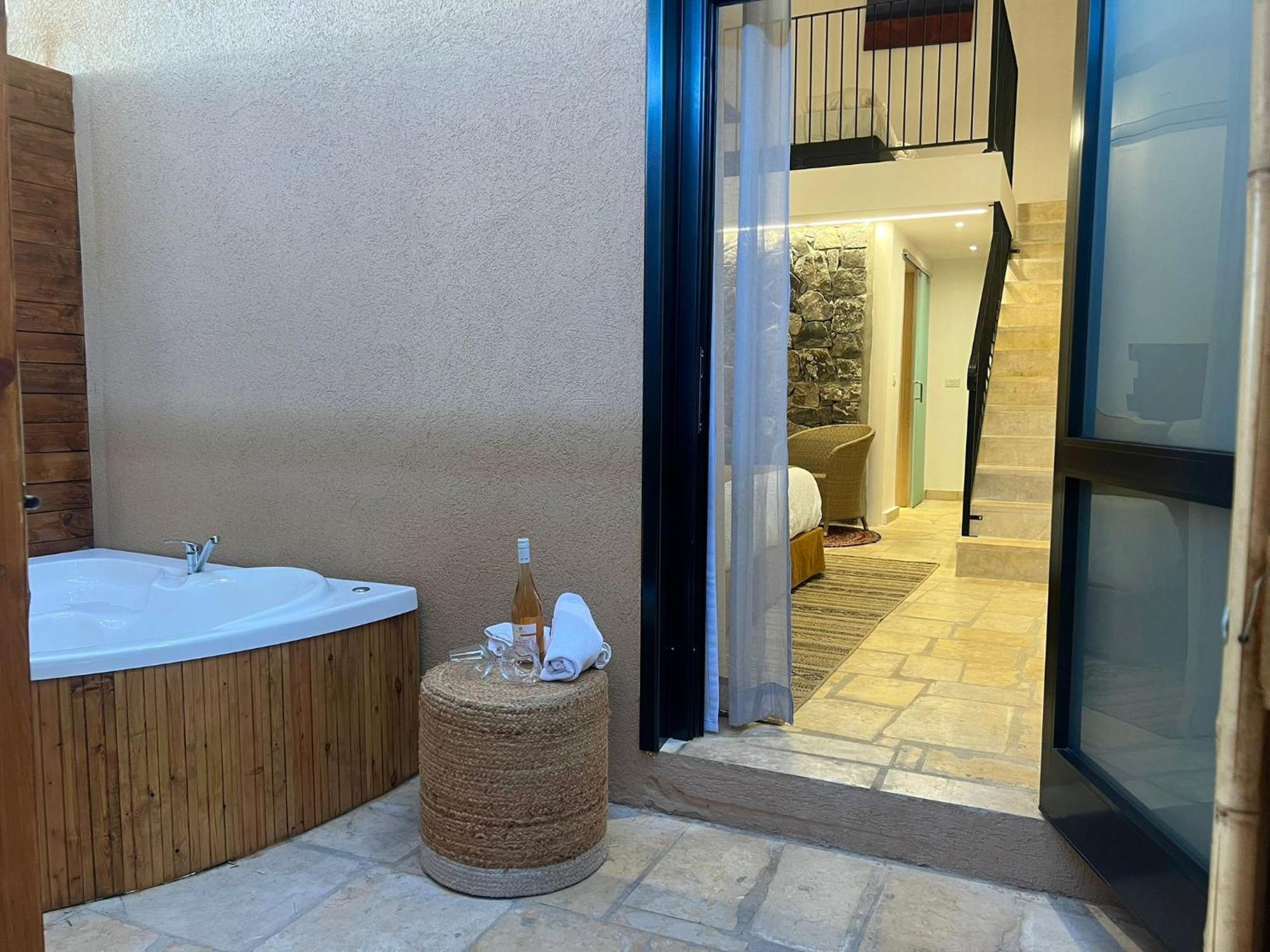 Adama Boutique Hotel Мицпе Рамон Екстериор снимка