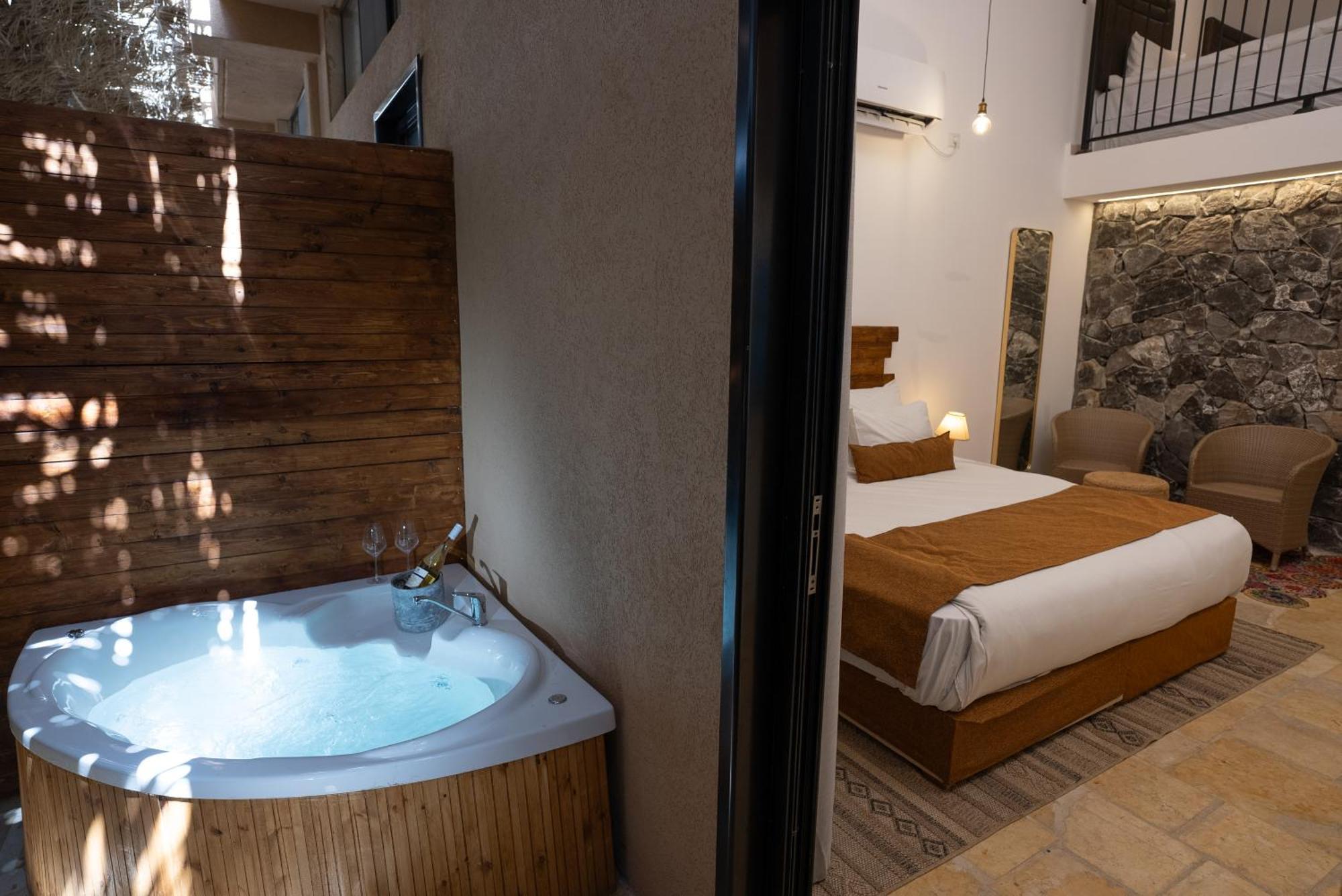 Adama Boutique Hotel Мицпе Рамон Екстериор снимка